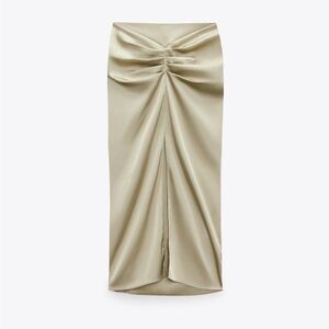 SATIN EFFECT RUCHED SKIRT